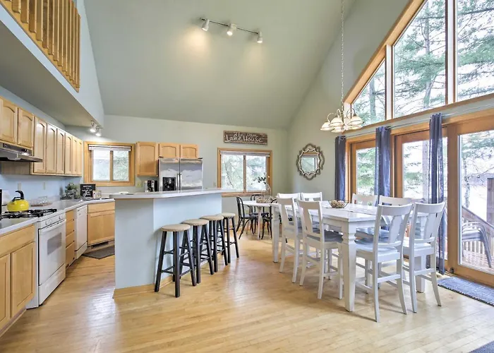 Cozy Dam Lake Escape W/ Dock, Yard & Water Access!